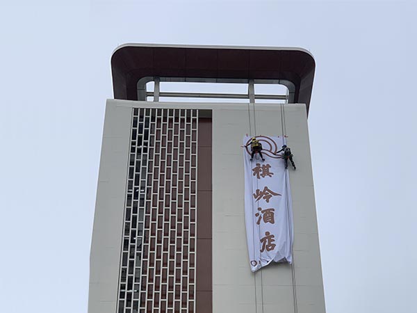 金屬不銹鋼變形桌椅